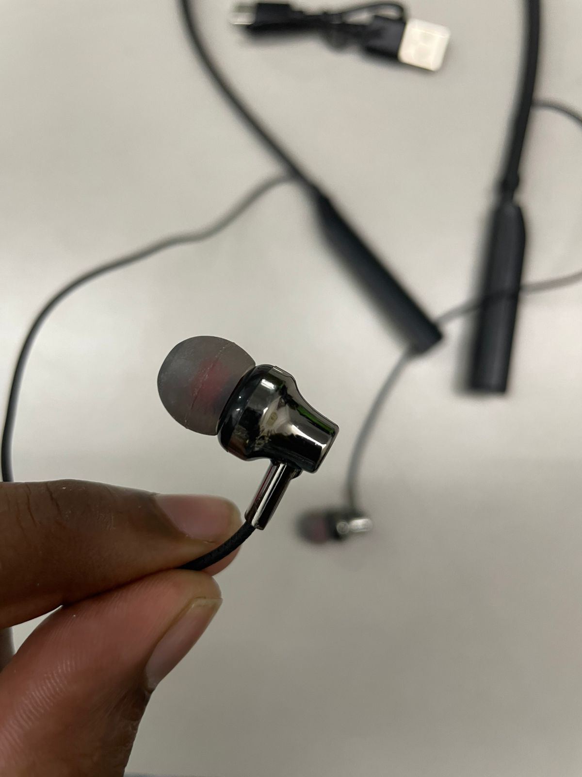 Target type c charge wireless M-55 NECK BAND