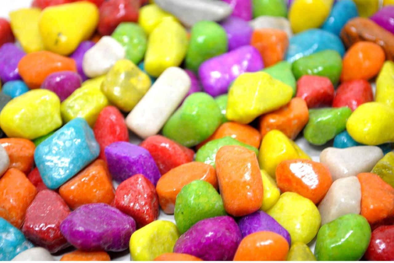 IN DOOR AND OUT DOOR STONES (1 KG)